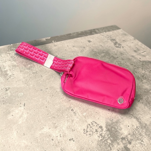 lululemon athletica Handbags - Lululemon Everywhere Belt Bag 1L *L Monogram Metallic Berry Rumble Silver